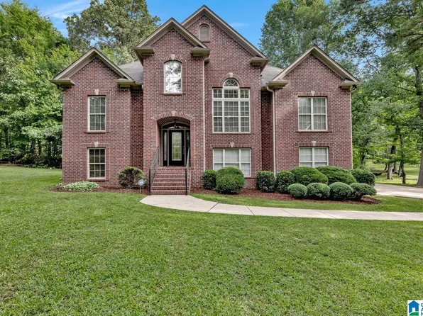 3596 Virginia Dr, Hueytown, AL 35023