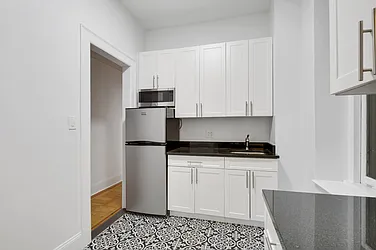 Rented by Cooper & Cooper Real Estate