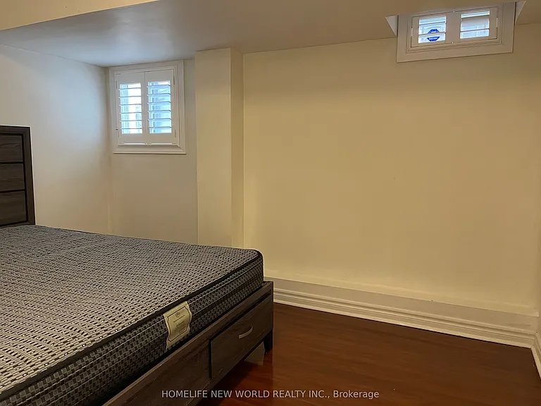 31 Voysey Way #BASEMENT — Photo 9