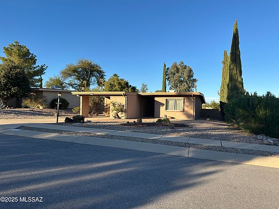 2nd image of 332 W Via Bacanora