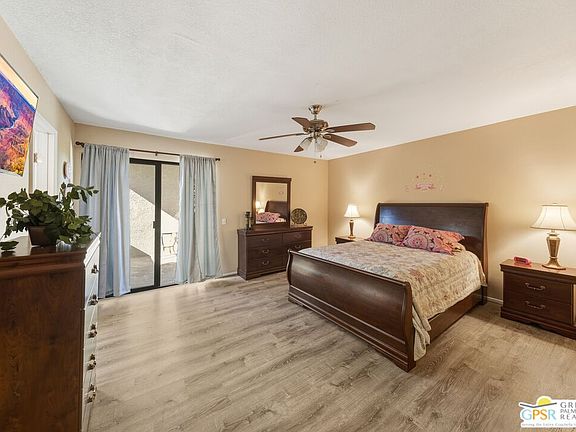 5th image of 413 Bradshaw Ln #76