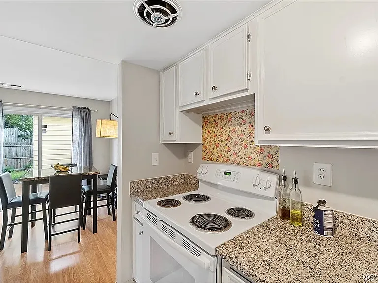 9346 Gildenfield Ct — Photo 13