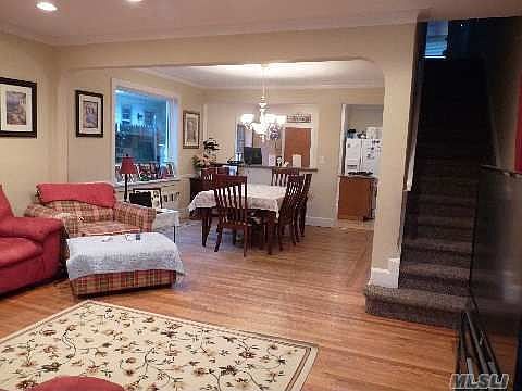 2nd image of 409 Beach 140th St