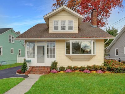 557 Irving Place, Baldwin, NY, 11510