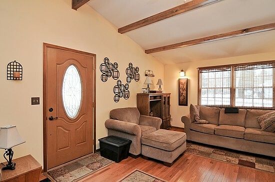 3rd image of 346 SE Garfield Ave