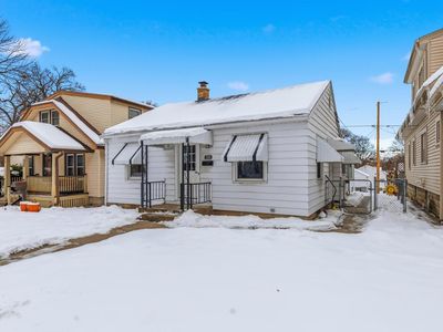 2706 South 48th STREET, Milwaukee, WI, 53219