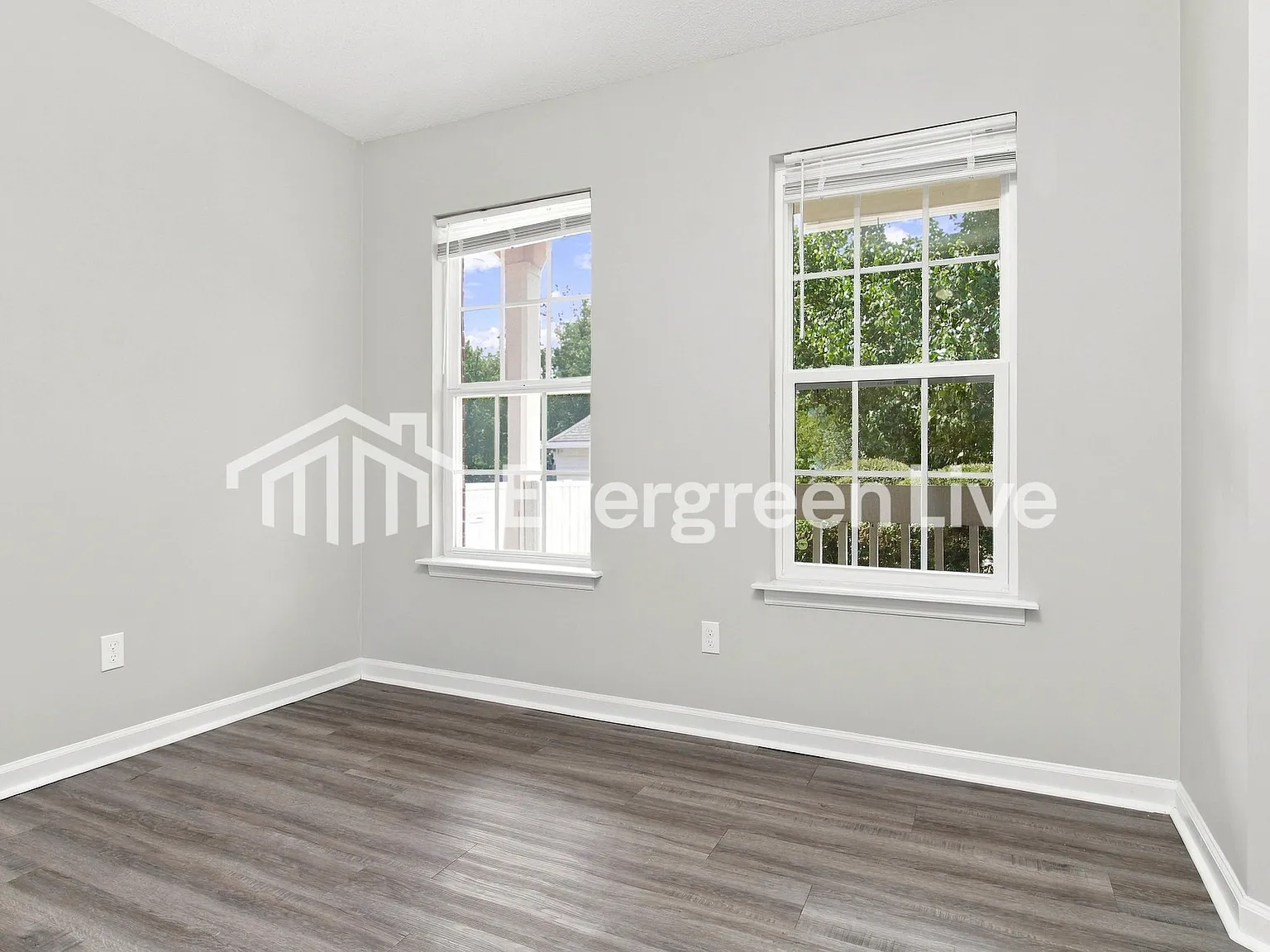 3 bed, 2.0 bath, 1296 sqft, $1,395 — Photo 4