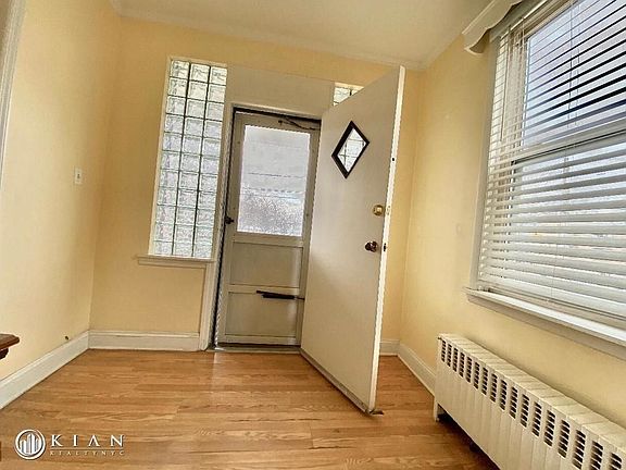 4th image of 5101 Van Loon St #2