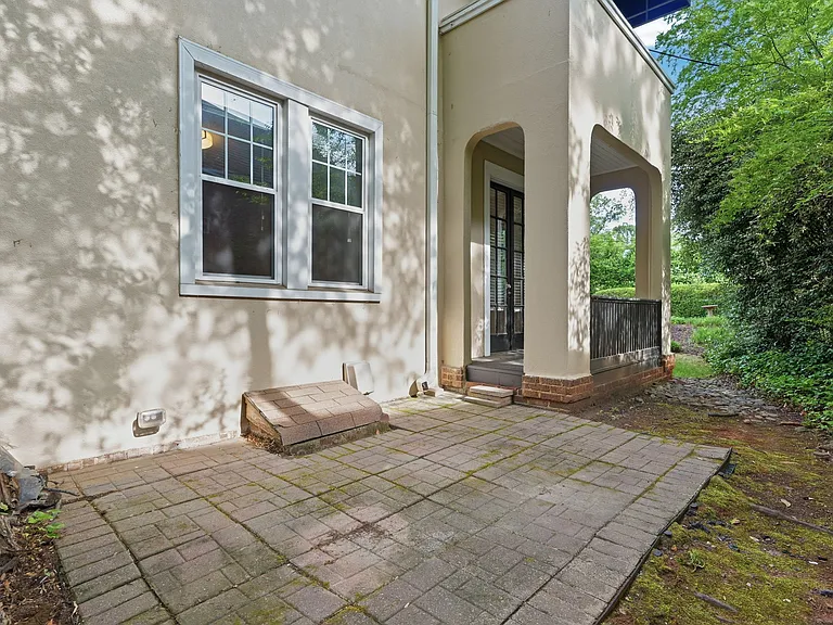 916 Bromley Rd #3 — Photo 14