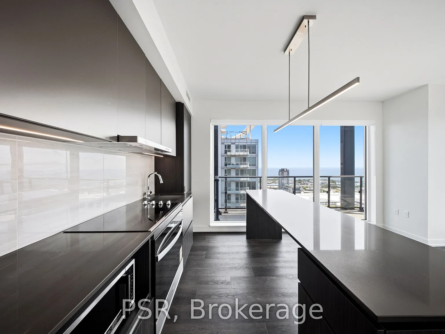 3 bed, $5,695 — Photo 4
