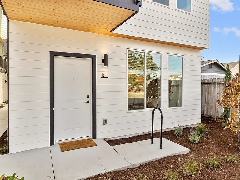 4306 S Lawrence St — Photo 31