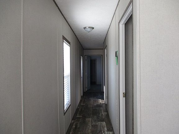 3rd image of 42 Hidden Valley Dr
