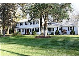 1st image of 200 Hemlock Dr