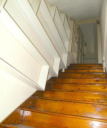 3rd image of 2918 Lexington Ave