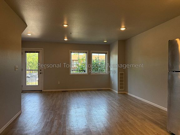 3rd image of 802 7th Ave S #5