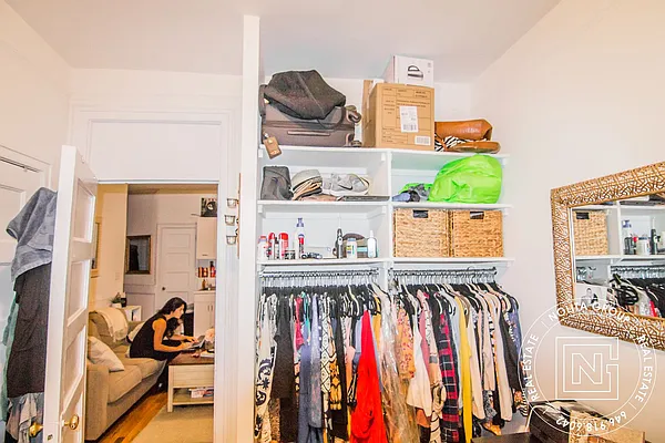 Rented by Nolita Group | media 9