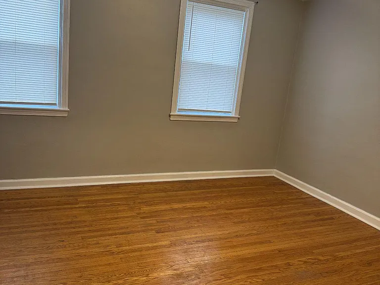 5149 Arbor St — Photo 9