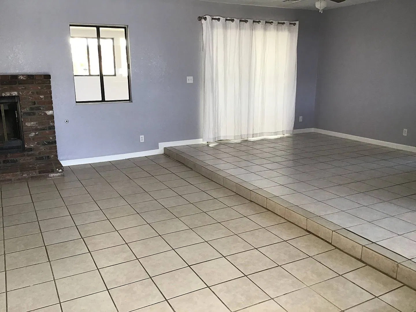 Fresh & Clean Rosamond One Story — Photo 3