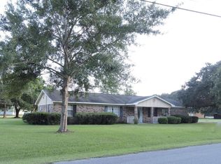 3300 Prescott Dr, Moss Point, MS 39562