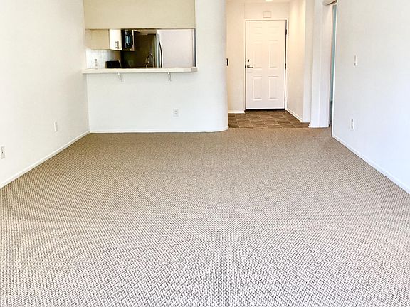3rd image of 1550 Amherst Ave APT 306