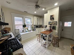 207 Boston Ave #1, Medford, MA 02155