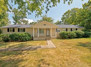 1807 Nelson Rd, Greenbrier, TN 37073