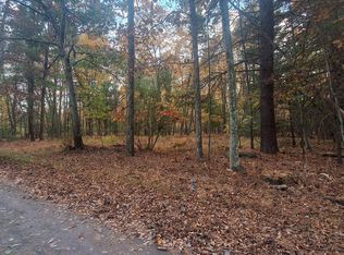 Sutton Dr, Hunlock Creek, PA 18621