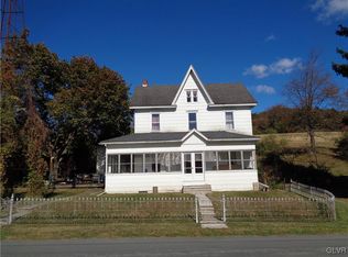 6975 Country Spring Rd, New Tripoli, PA 18066