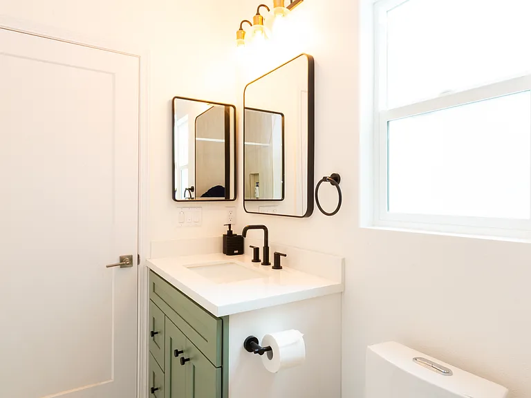 2619 W Norwood Pl #A — Photo 14