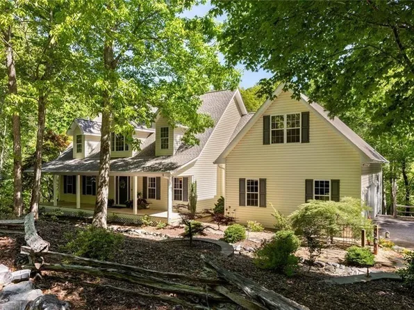 704 Riverbend Rd, Blairsville, GA 30512