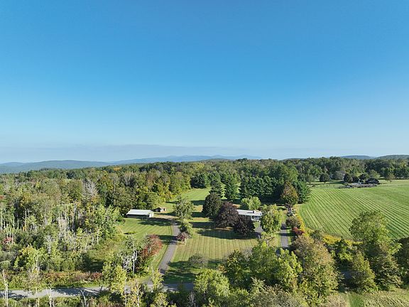 3rd image of 76 Fairchild Road