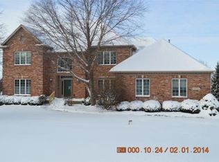 6N010 Oak Run Ct, St Charles, IL 60175