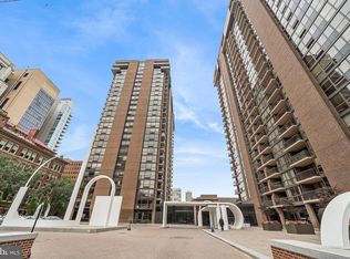 241 S 6th St APT 305, Philadelphia, PA 19106