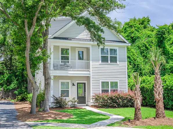 1242 Schirmer Ave, Mount Pleasant, SC 29464