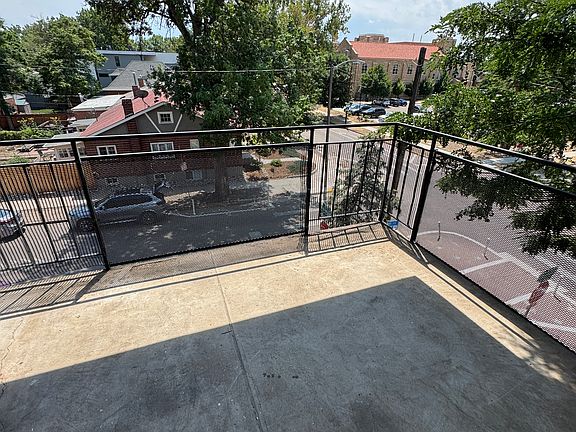 3rd image of 701 E Bayaud Ave APT 9