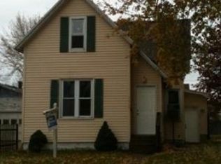 1410 15th Ave, Menominee, MI 49858