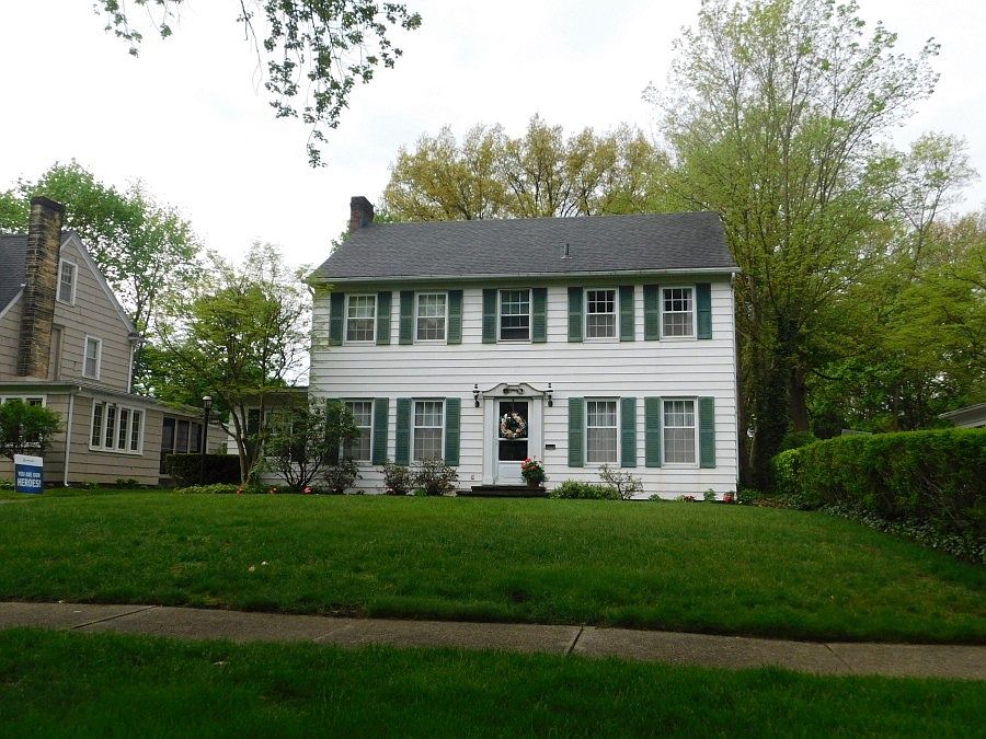 1st image of 1492 Jefferson Ave
