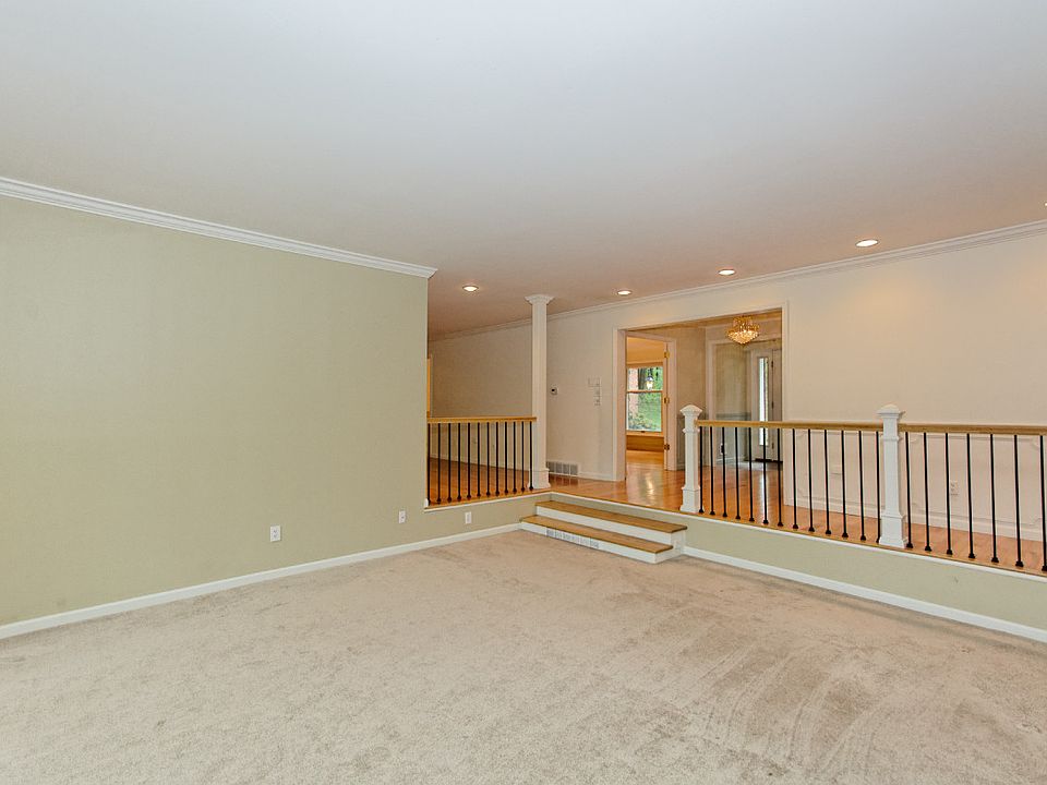 1st image of 1 Maple Forest Dr