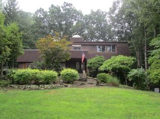 17 Beaver Dam Rd, Pomona, NY 10970