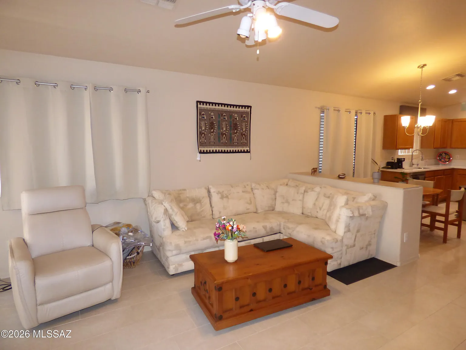 3 bed, 2.0 bath, 1873 sqft, $2,500 — Photo 3