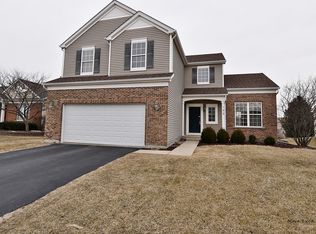 122 Ryan Ln, Shorewood, IL 60404