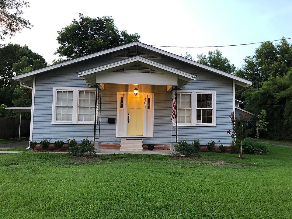 Bungalow @ 402 W. Sallier St