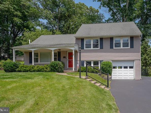 13 Bryan Ave, Malvern, PA 19355