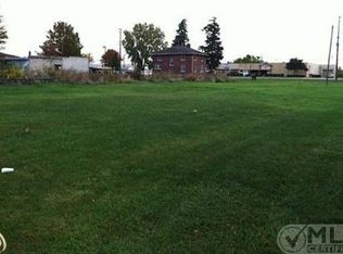 8425 N Lilley Rd, Canton, MI 48187