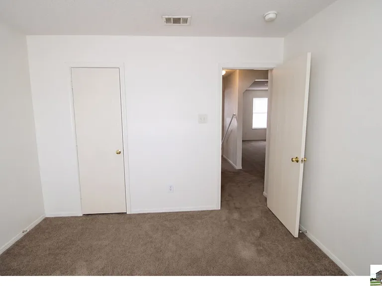 4607 Lloyd Dr — Photo 9