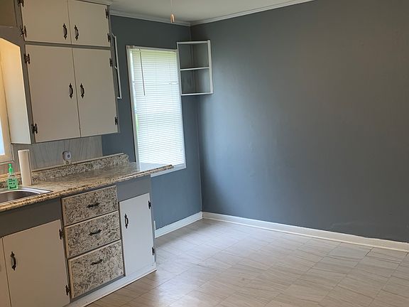 Kitchen breakfast nook