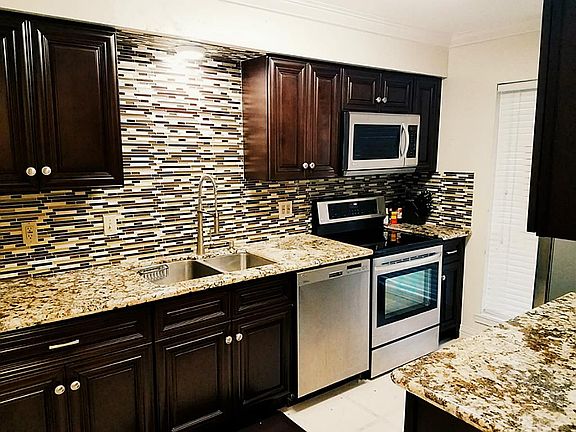 3rd image of 12746 Huntingwick Dr #76