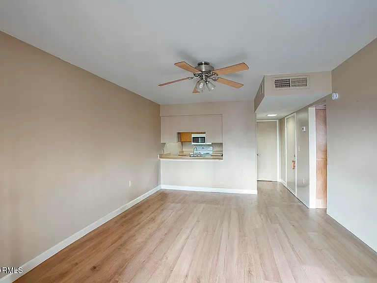3033 E Devonshire Ave #3032 — Photo 1