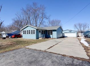 1600 W Garfield Ave, Decatur, IL 62526