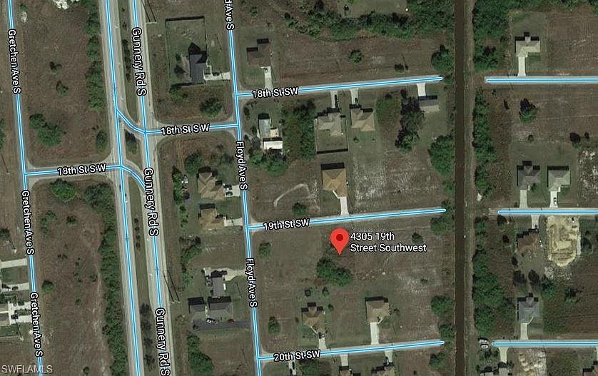 2nd image of 4305 19th St SW